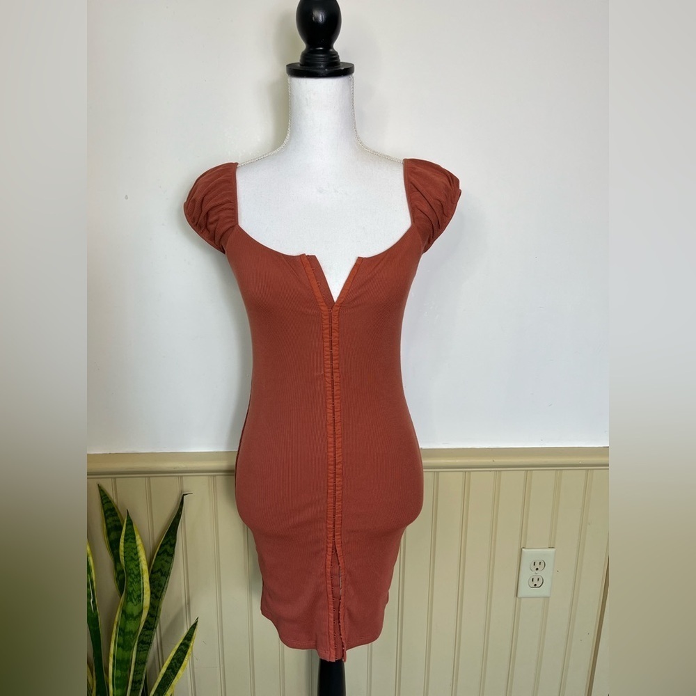 Aritzia Wilfred Free Fortune Rust Ribbed Puff Sleeve S Mini Dress Fall Indie
